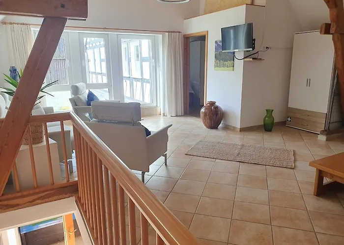 Paradiesken Am Berg Appartement *